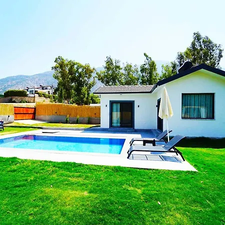 Deniz Villa *