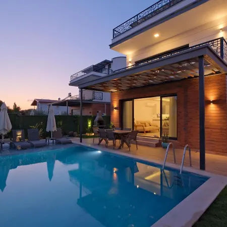 Deniz Villa *