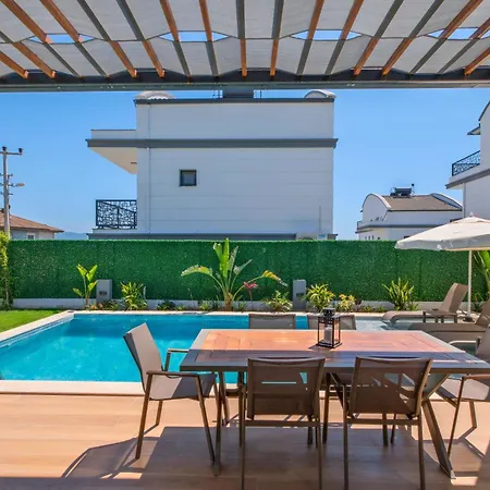 Deniz Villa *
